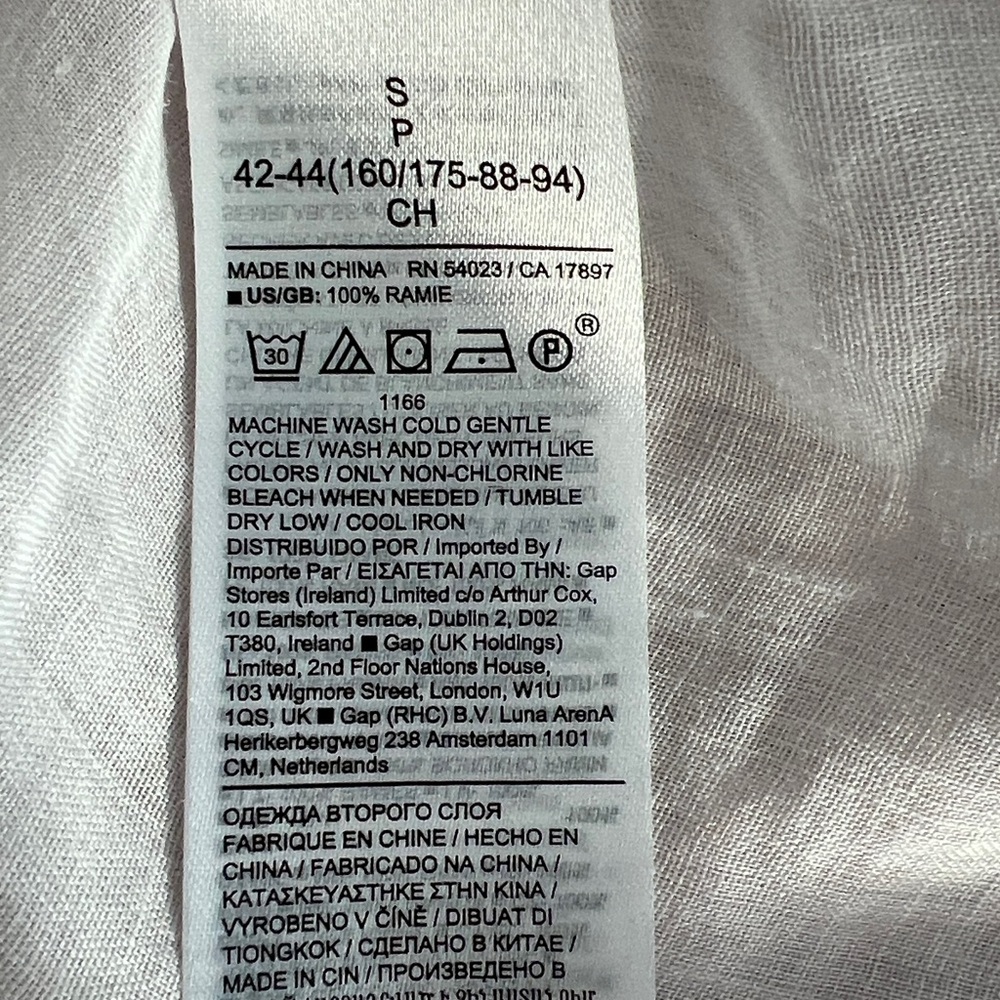 BANANA REPUBLIC top - Picture 6 of 6
